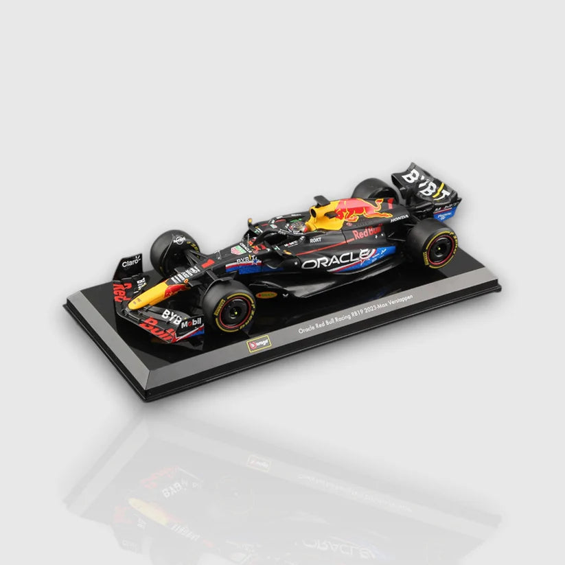 Burago 1:24 Max Verstappen Redbull Racing RB19 Austin GP with Acrylic Box