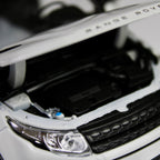 Welly Land Rover Range Rover Evoque 1:24 Die-Cast Model SUV