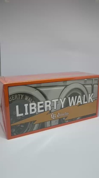 Mitsubishi Fuso Super Great Transporter LBWK