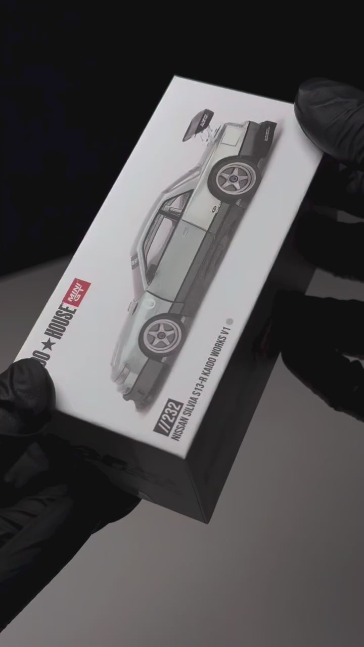 Mini GT Kaido House #232: Nissan Silvia S13 Kaido Work V1