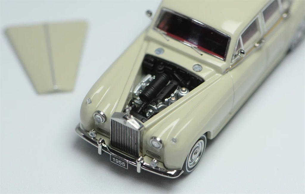 GFCC 1:64 1955 Royce Silver Cloud Limited Edition 499