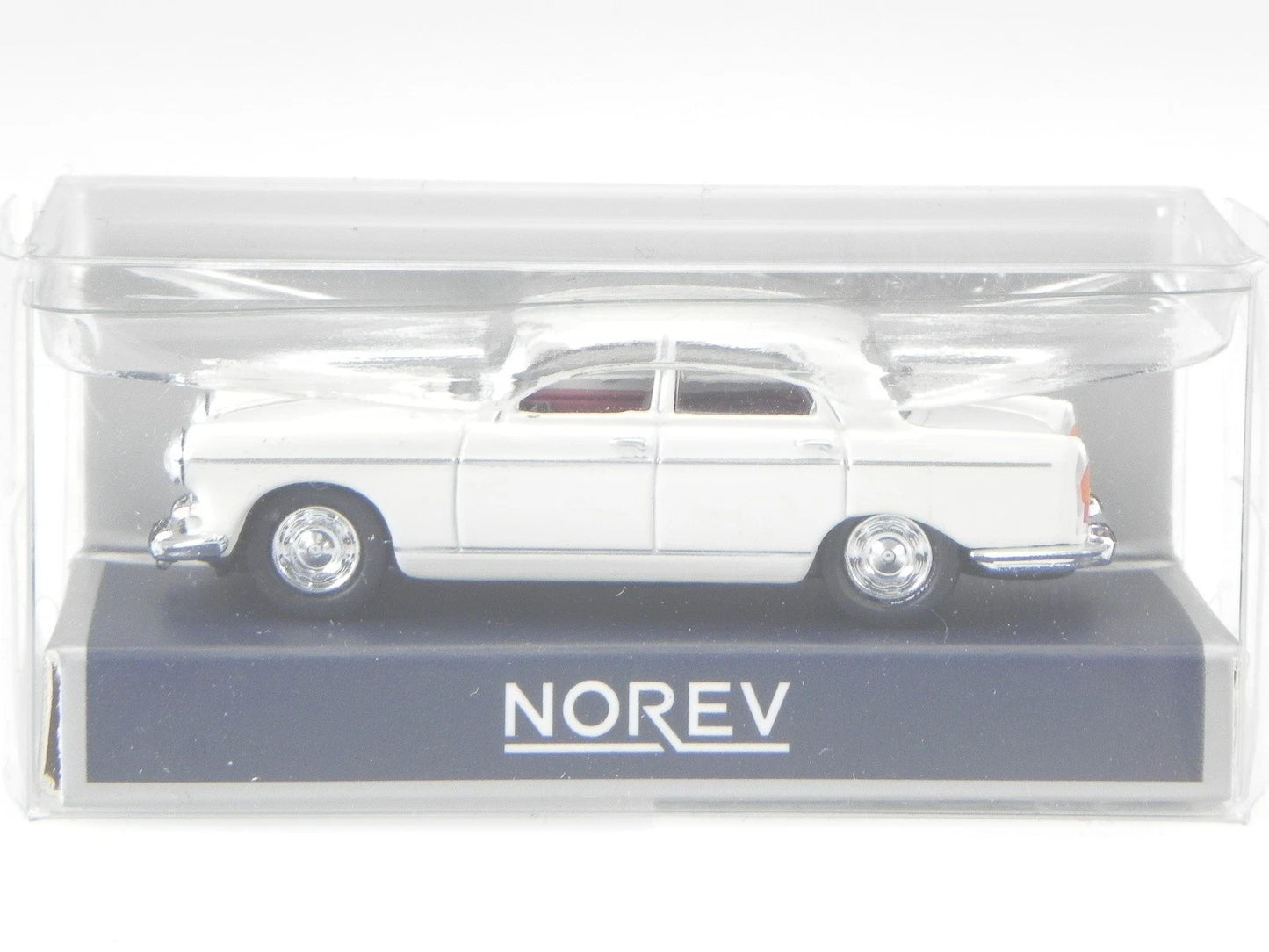 NOREV Peugeot 404 1968 Echelle 1:87 Voiture Miniature - Courchevel White