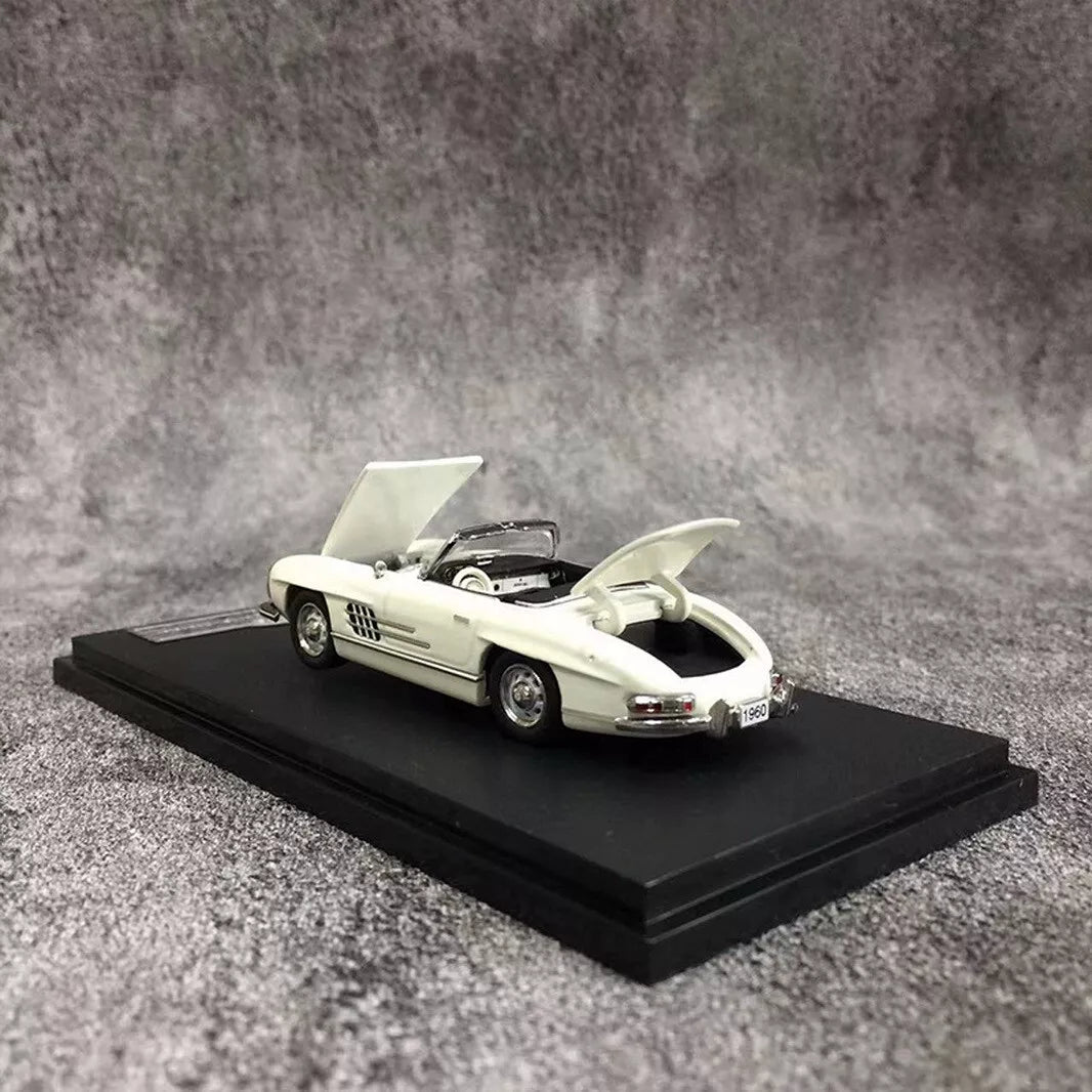 GFCC 1/64 Scale Mercedes-Benz 300 SL Roadster Limited Edition 499