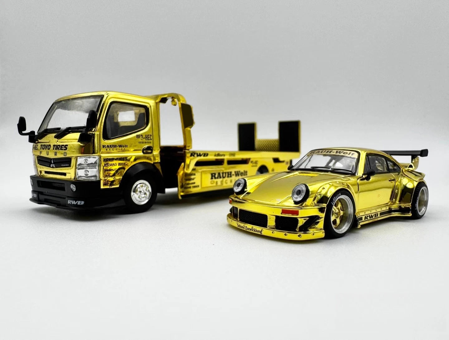 [PRE-ORDER] Pop Race XCartoys HEC Beijing 1/64 RWB 930 Gold Set Ltd 300 Truck Transporter Limited-Edition Gold Chrome Finish