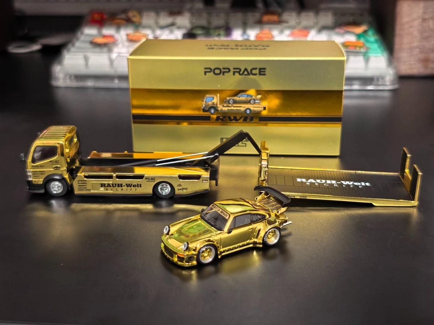 [PRE-ORDER] Pop Race XCartoys HEC Beijing 1/64 RWB 930 Gold Set Ltd 300 Truck Transporter Limited-Edition Gold Chrome Finish
