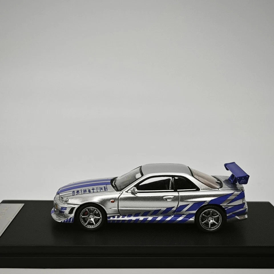 Fast & Furious Brian's R34 Nissan Skyline GT-R 1/64 Scale With Display Case