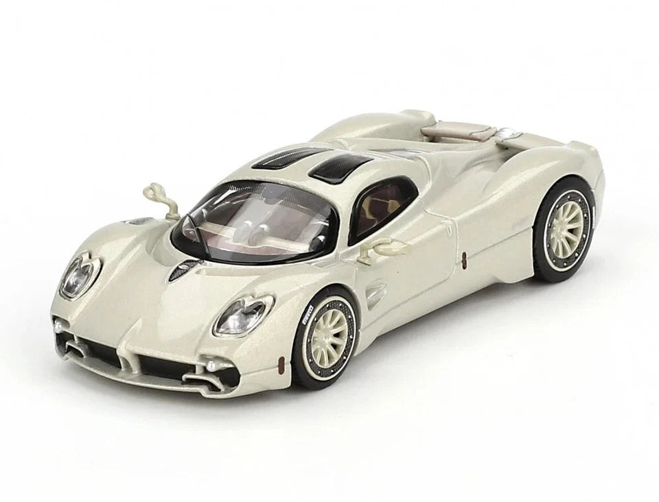 BBR Models 1:64 Pagani Utopia Presentation Grigio Rinascimento Car BBRDIE6430