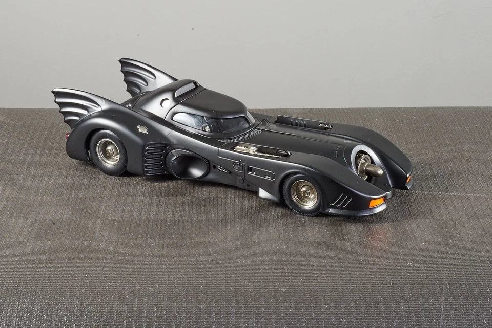 1/18 1989 Batmobile Model Toy Car Diecast Collection
