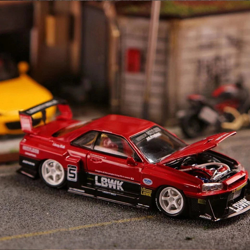Street Weapon 1:64 Red Nissan Skyline LB-ER34 Super Silhouette Model Diecast Metal Car