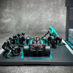 Bburago 1/43 Mercedes AMG F1 Team W15 2024 #44 Lewis Hamilton Diorama Play Set
