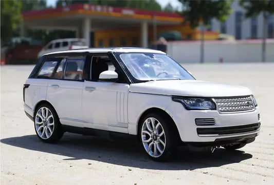 RASTAR 56300 RANGE ROVER 1:24 DIE CAST WHITE