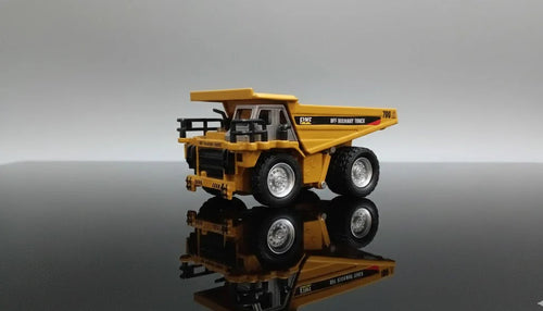 1:64 remote control engineering dump truck side profile view Cocoland Toys